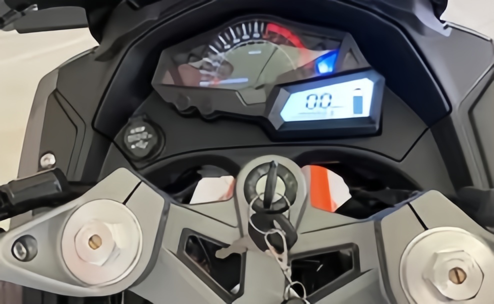 2024 High Speed Electric Motor - 72V 5000W Electric Motorcycle 评论和价格