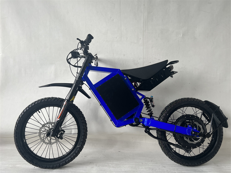 High Power CS20 72V Off Road E - 8000W Stealth Bomber Ebike 评论和价格